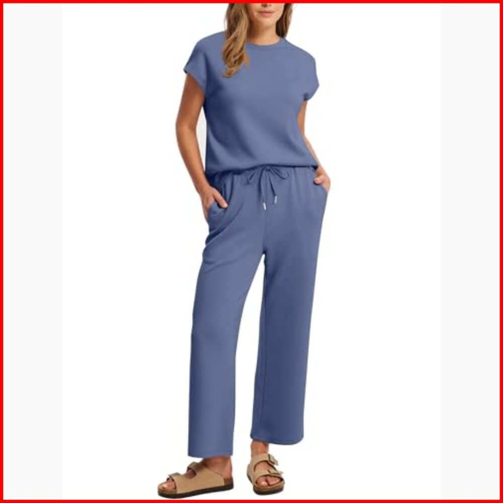 Medium Polyester Blend Lounge Set Cap Sleeve Top … - image 2